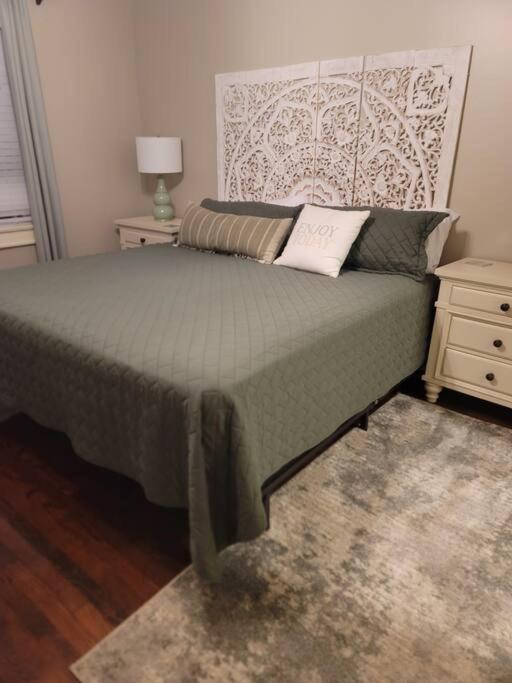 Luxury Historic North Hills Hébergement de vacances Knoxville
